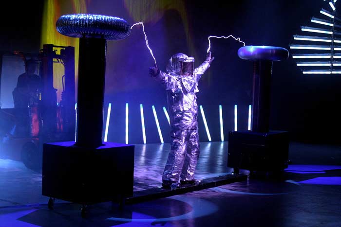 An SG100 twin Tesla coil high voltage special effect